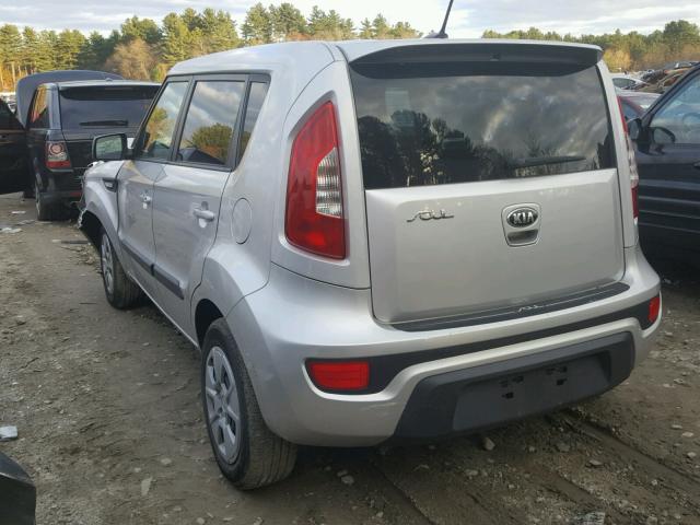 KNDJT2A54D7487590 - 2013 KIA SOUL SILVER photo 3