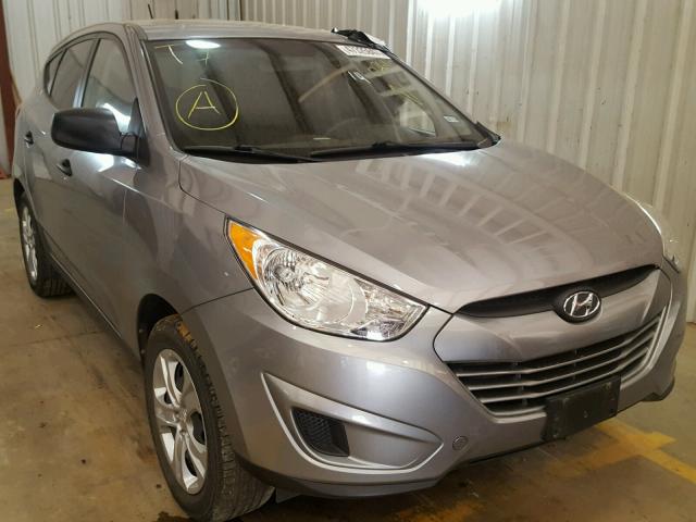 KM8JT3AB1DU670261 - 2013 HYUNDAI TUCSON GL SILVER photo 1