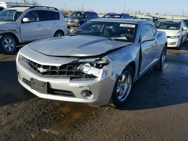 2G1FA1E38C9133169 - 2012 CHEVROLET CAMARO LS SILVER photo 2