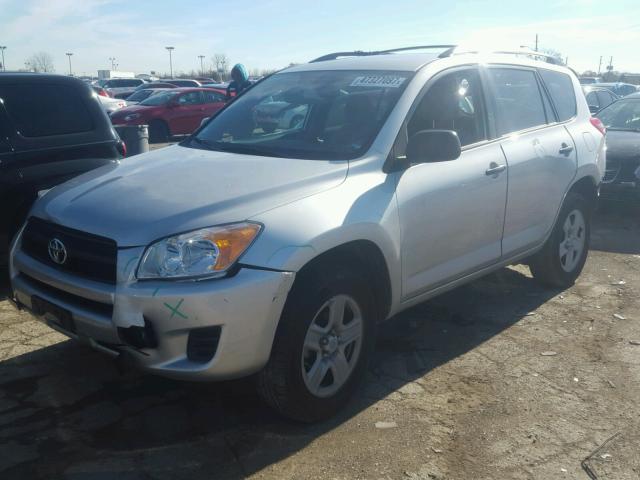 2T3ZF33V29W005580 - 2009 TOYOTA RAV4 SILVER photo 2