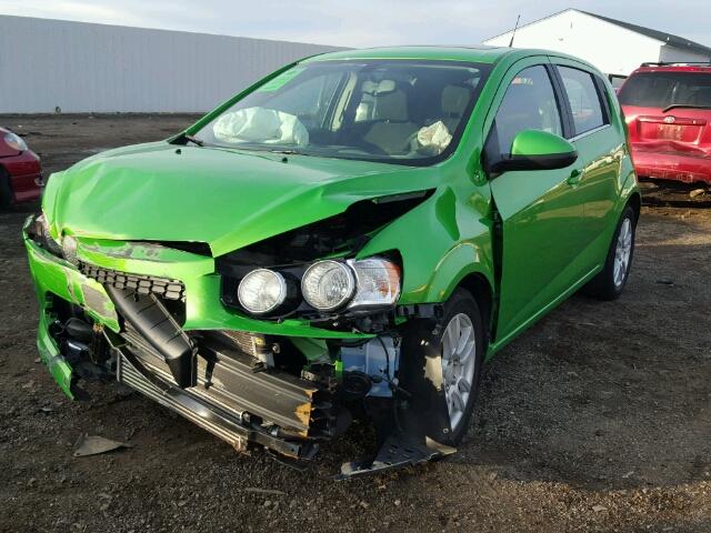 1G1JC6SB5E4214486 - 2014 CHEVROLET SONIC LT GREEN photo 2