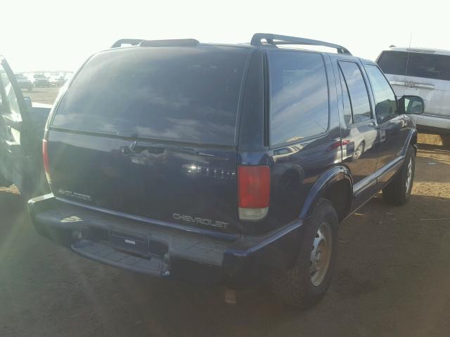 1GNDT13W52K192447 - 2002 CHEVROLET BLAZER BLUE photo 4