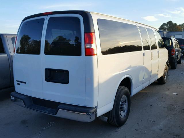 1GAZGPFG1H1114930 - 2017 CHEVROLET EXPRESS G3 WHITE photo 4