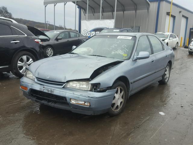 1HGCD5636RA107031 - 1994 HONDA ACCORD LX BLUE photo 2