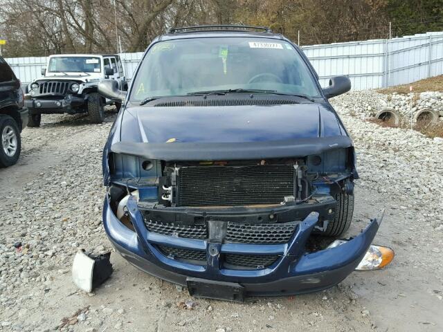 1D4GP25R83B189084 - 2003 DODGE CARAVAN SE BLUE photo 9