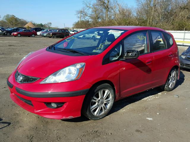 JHMGE87679S004510 - 2009 HONDA FIT SPORT RED photo 2