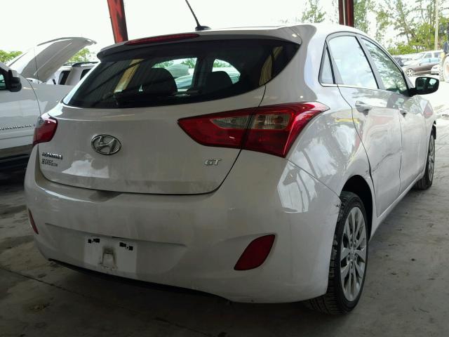 KMHD35LH5GU285834 - 2016 HYUNDAI ELANTRA GT WHITE photo 4