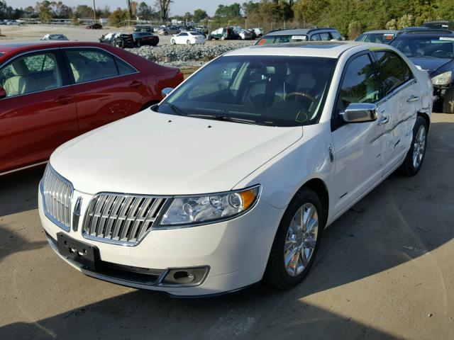 3LNDL2L38BR763599 - 2011 LINCOLN MKZ HYBRID WHITE photo 2