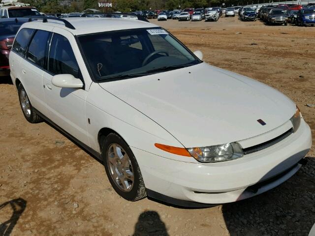 1G8JW84R42Y582662 - 2002 SATURN LW300 WHITE photo 1