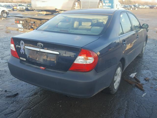 4T1BE32K94U296348 - 2004 TOYOTA CAMRY LE BLUE photo 4