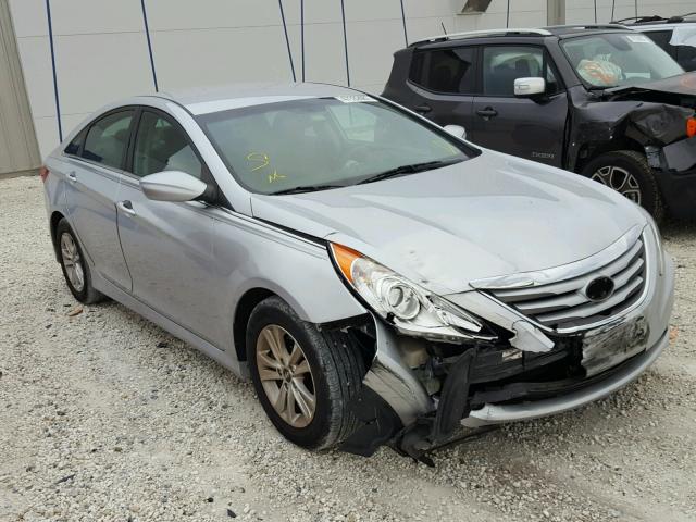 5NPEB4AC7EH890054 - 2014 HYUNDAI SONATA GLS SILVER photo 1