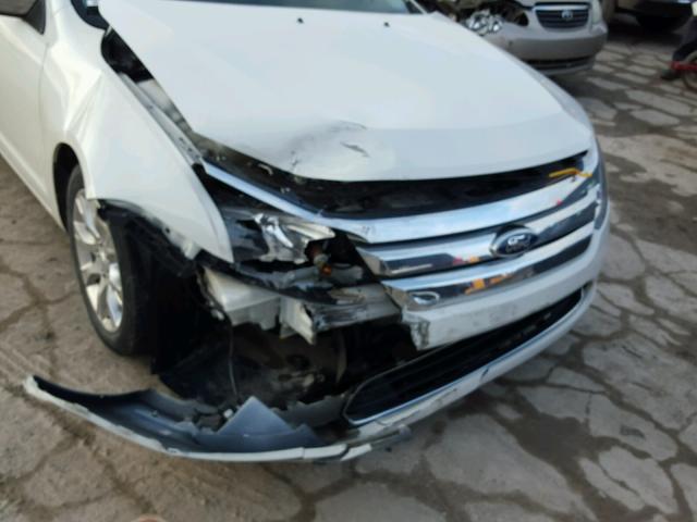 3FAHP0JAXBR187956 - 2011 FORD FUSION SEL WHITE photo 9