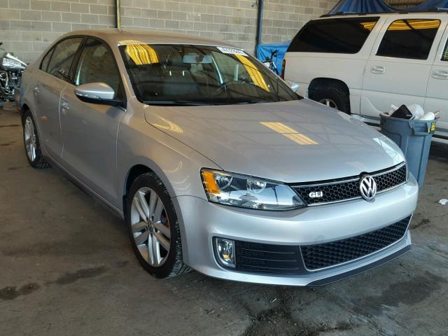 3VW5S7AJ7EM235125 - 2014 VOLKSWAGEN JETTA GLI SILVER photo 1