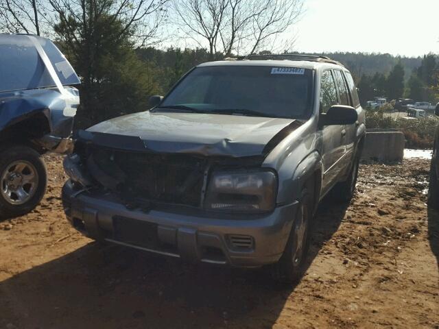 1GNDT13S482209387 - 2008 CHEVROLET TRAILBLAZE GRAY photo 2