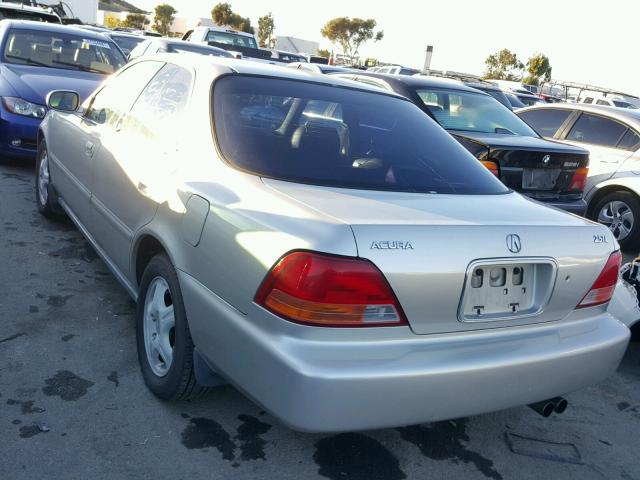 JH4UA265XTC017354 - 1996 ACURA 2.5TL SILVER photo 3