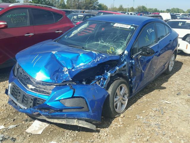 1G1BE5SMXH7123582 - 2017 CHEVROLET CRUZE LT BLUE photo 2