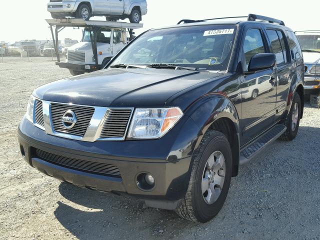 5N1AR18U36C610713 - 2006 NISSAN PATHFINDER BLACK photo 2