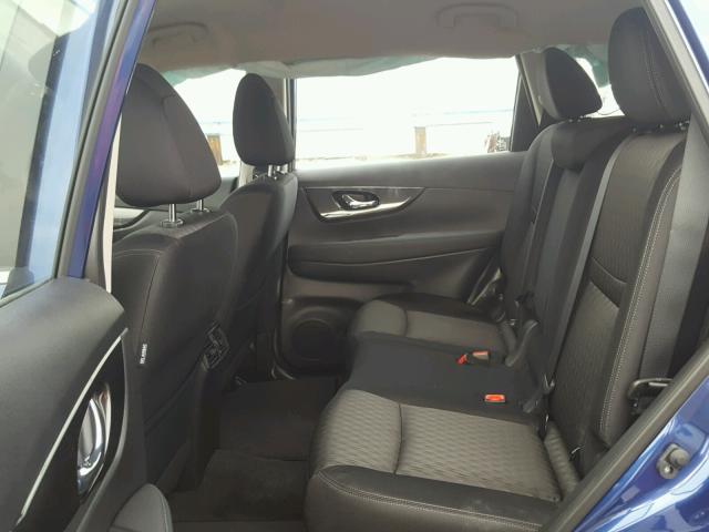 JN8AT2MT6JW452789 - 2018 NISSAN ROGUE S BLUE photo 6