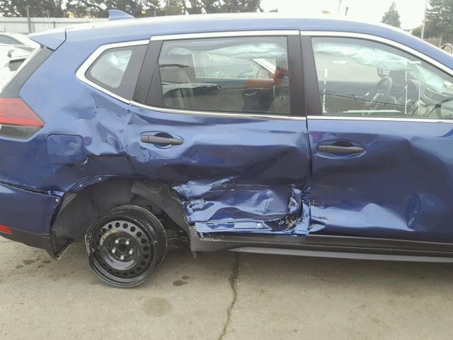 JN8AT2MT6JW452789 - 2018 NISSAN ROGUE S BLUE photo 9