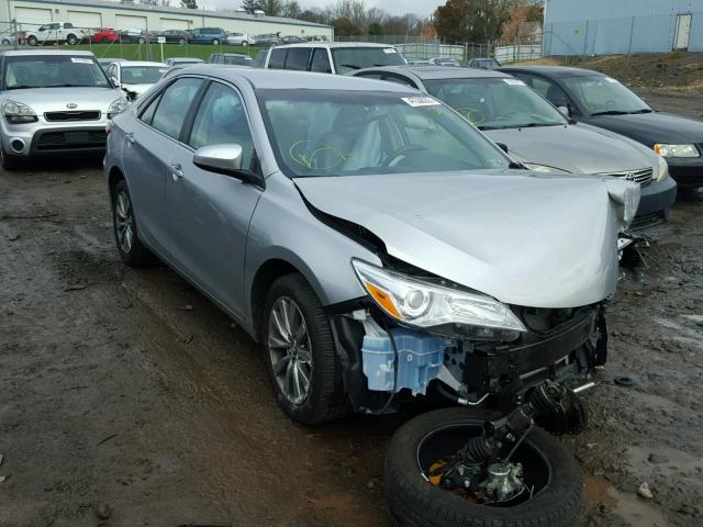 4T4BF1FK1GR528947 - 2016 TOYOTA CAMRY LE SILVER photo 1