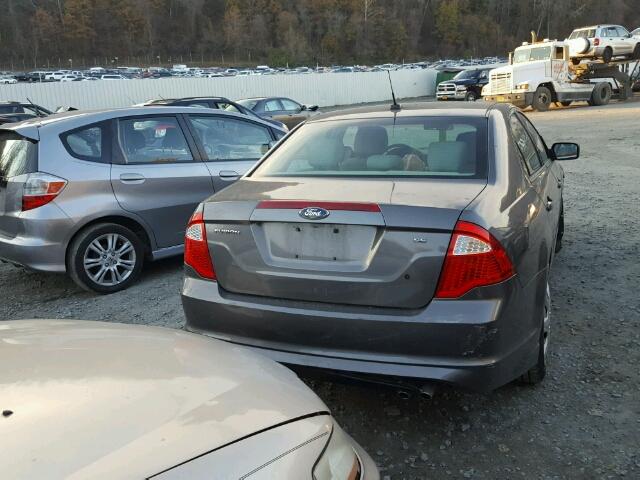 3FAHP0HA4BR321821 - 2011 FORD FUSION SE GRAY photo 4