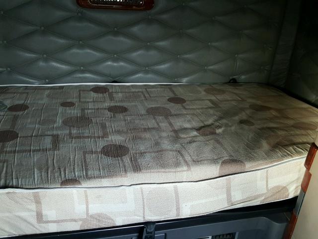 1FUJGLDR2BSAS0666 - 2011 FREIGHTLINER CASCADIA 1 WHITE photo 6