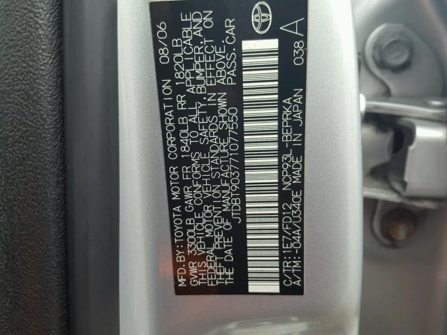 JTDBT903771077550 - 2007 TOYOTA YARIS SILVER photo 10