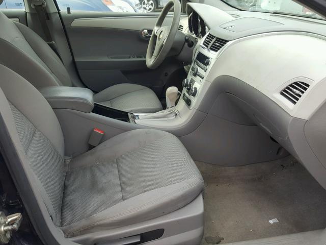 1G1ZC5E02CF236597 - 2012 CHEVROLET MALIBU 1LT BLUE photo 5