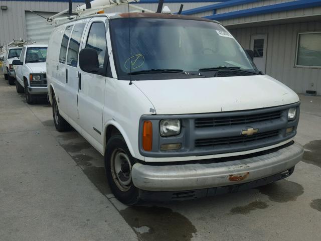 1GCFG25W7Y1268239 - 2000 CHEVROLET EXPRESS G2 WHITE photo 1