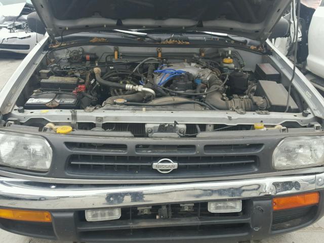 JN8AR05S2XW291326 - 1999 NISSAN PATHFINDER SILVER photo 7