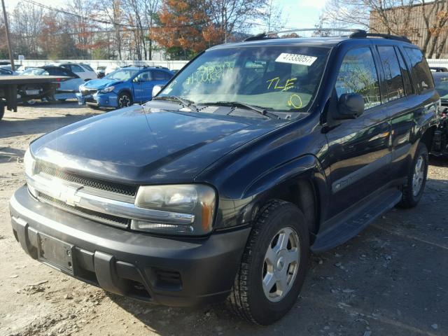 1GNDT13S332388403 - 2003 CHEVROLET TRAILBLAZE BLACK photo 2