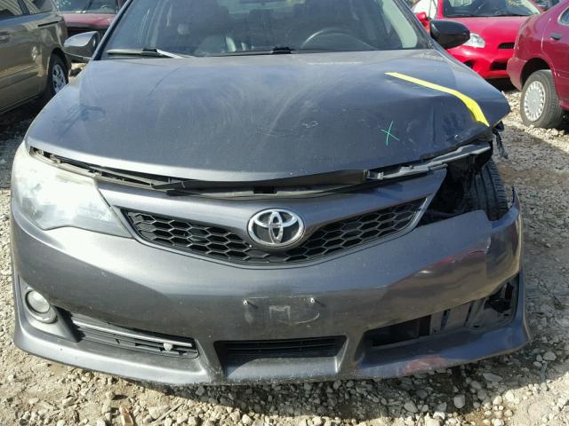 4T1BF1FK1CU078561 - 2012 TOYOTA CAMRY BASE GRAY photo 9