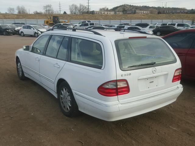 WDBJH65J91B379361 - 2001 MERCEDES-BENZ E 320 WHITE photo 3