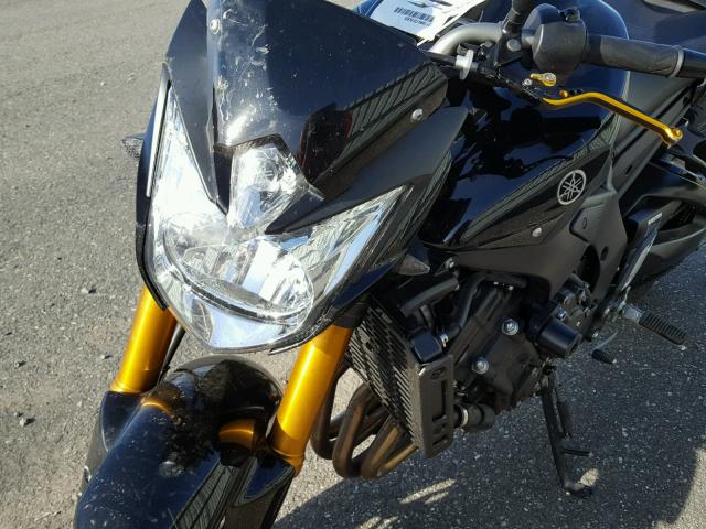 JYARN27E2BA000435 - 2011 YAMAHA FZ8 N BLACK photo 9