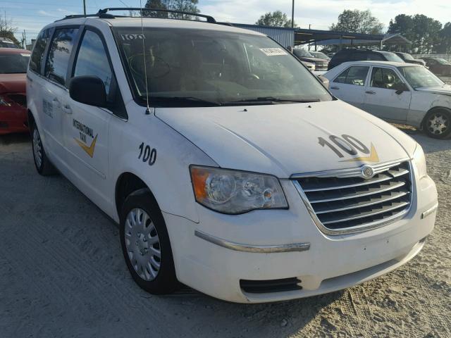 2A4RR4DEXAR137961 - 2010 CHRYSLER TOWN & COU WHITE photo 1