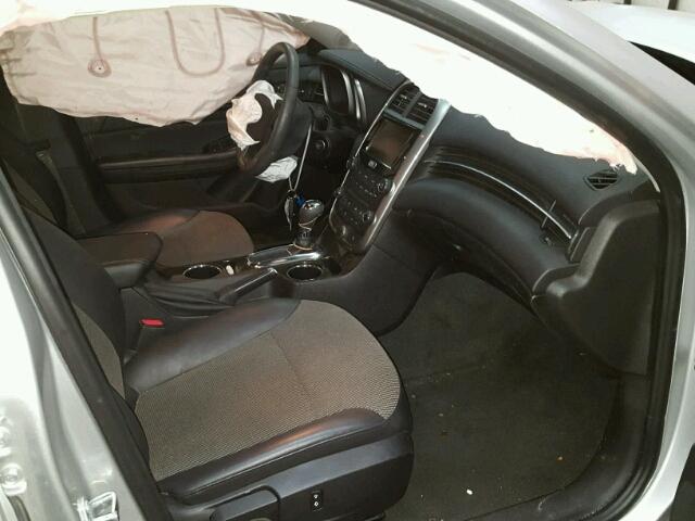 1G11C5SL5FU133119 - 2015 CHEVROLET MALIBU 1LT SILVER photo 5