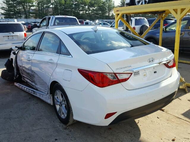 5NPEB4AC5EH889856 - 2014 HYUNDAI SONATA GLS WHITE photo 3