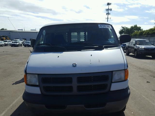 2B7JB21Y02K124494 - 2002 DODGE RAM VAN B2 WHITE photo 9