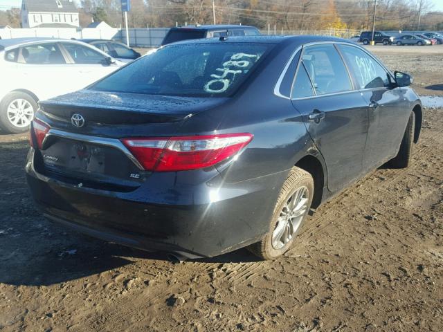4T1BF1FK5HU373816 - 2017 TOYOTA CAMRY LE შავი ფოტო 4