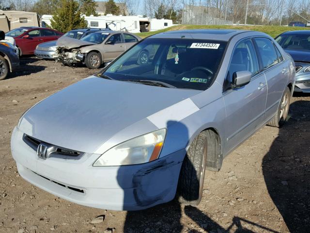 1HGCM56663A011627 - 2003 HONDA ACCORD EX SILVER photo 2