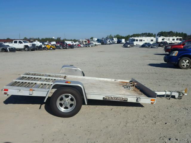 1YGUS1012BB066360 - 2012 ALUM TRAILER SILVER photo 10