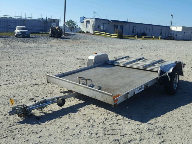 1YGUS1012BB066360 - 2012 ALUM TRAILER SILVER photo 2