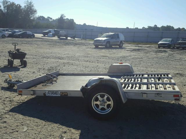 1YGUS1012BB066360 - 2012 ALUM TRAILER SILVER photo 8