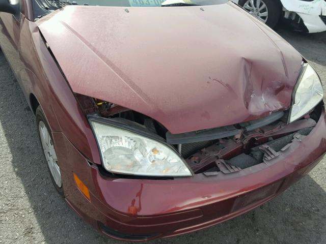 1FAFP31N17W332186 - 2007 FORD FOCUS ZX3 MAROON photo 7