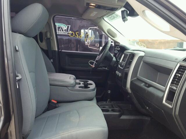 3C6UR5CL9FG611411 - 2015 RAM 2500 ST GRAY photo 5