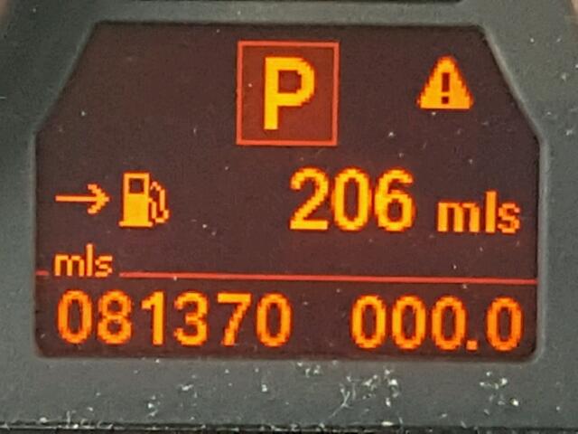 5UXZV8C56BL418643 - 2011 BMW X5 XDRIVE5 WHITE photo 8