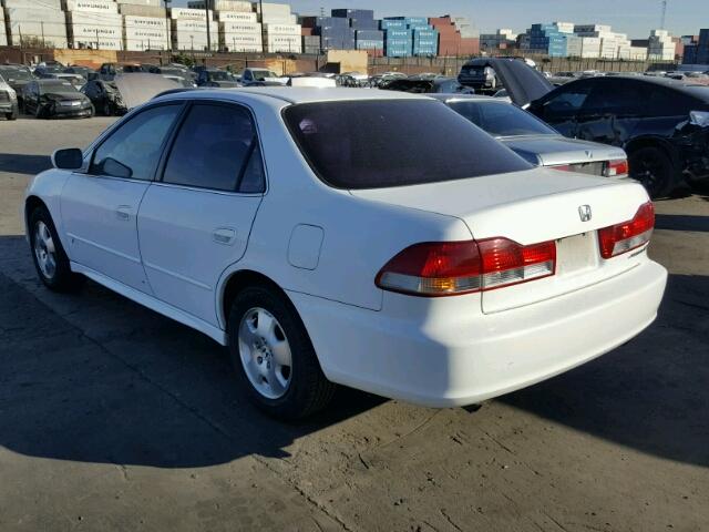 1HGCG16582A071303 - 2002 HONDA ACCORD EX 白色 照片 3