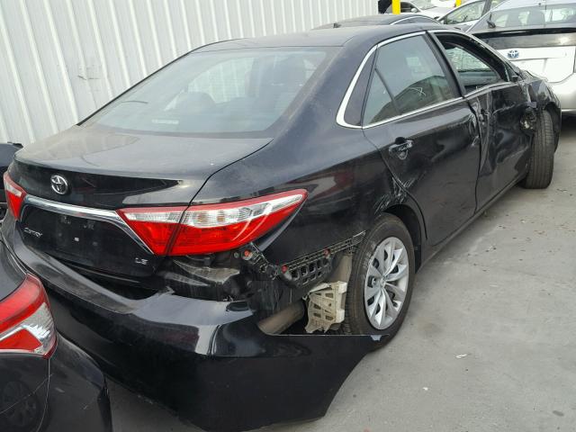 4T4BF1FK2FR502744 - 2015 TOYOTA CAMRY LE 黑色 照片 4