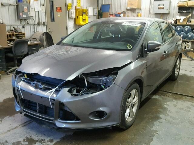 1FADP3F28EL254574 - 2014 FORD FOCUS SE GRAY photo 2