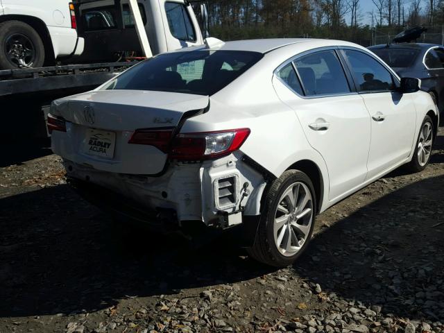 19UDE2F72HA006487 - 2017 ACURA ILX PREMIU WHITE photo 4